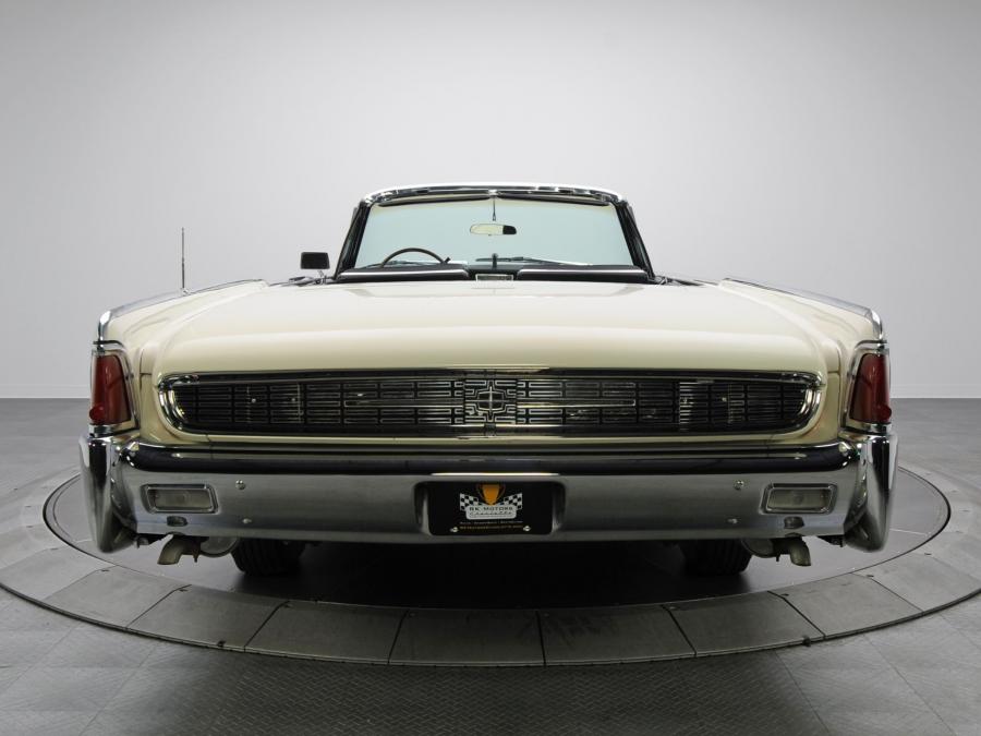  Lincoln Continental Convertible (74A) 1962 года  (фото 4 из 35)